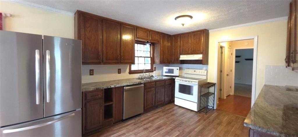 4910 Gold Mine Dr - Photo 6 of 26