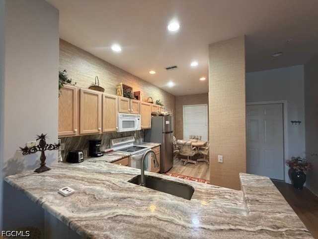 16471 Millstone Cir #303 - Photo 4 of 20