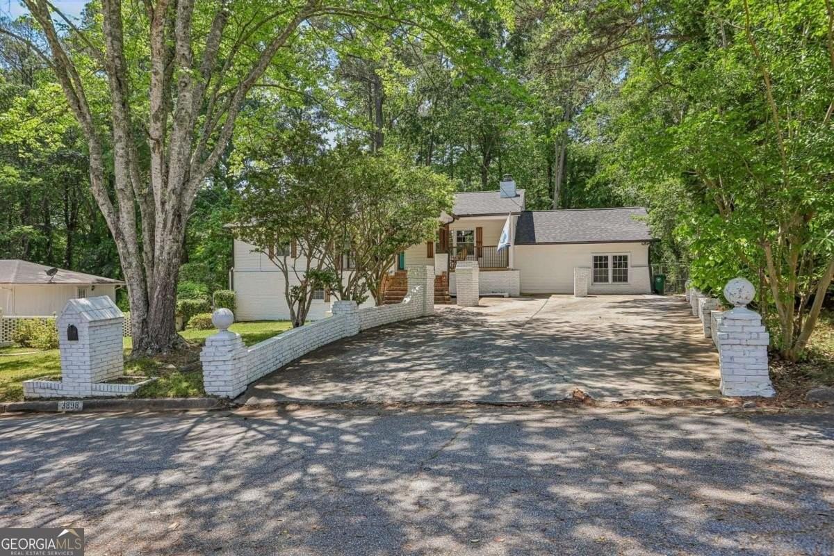 3898 Skidmore Dr - Photo 2 of 50