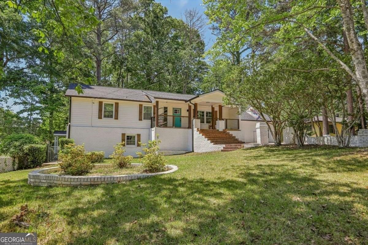 3898 Skidmore Dr - Photo 4 of 50