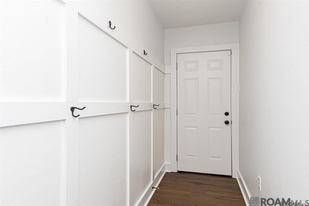 634 E St - Photo 2 of 23