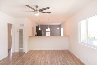 723 40th St - Photo 1 of 1