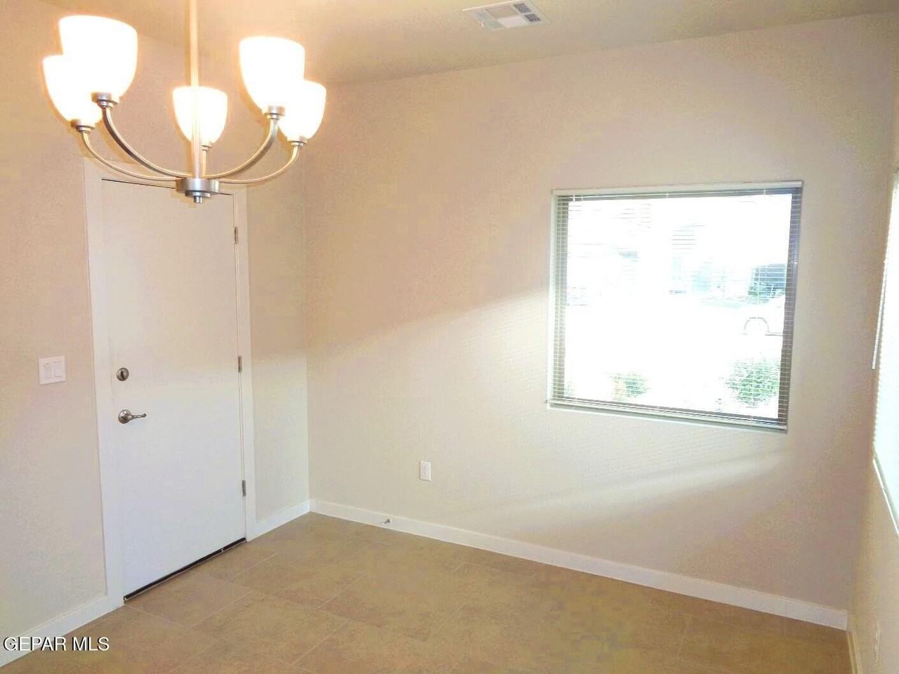 14932 Tierra Haven Ave - Photo 6 of 20