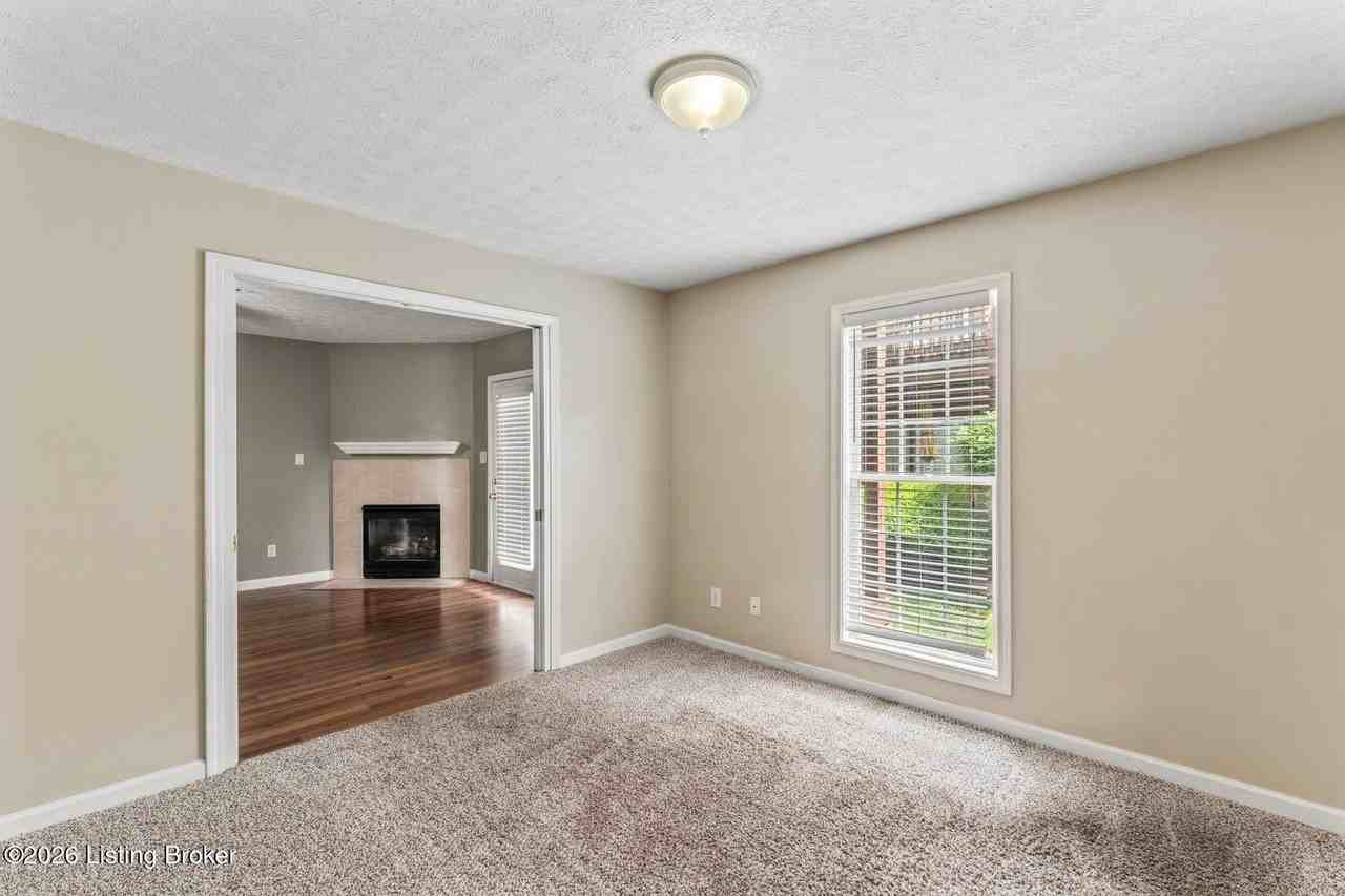 1144 Neon Way - Photo 4 of 15
