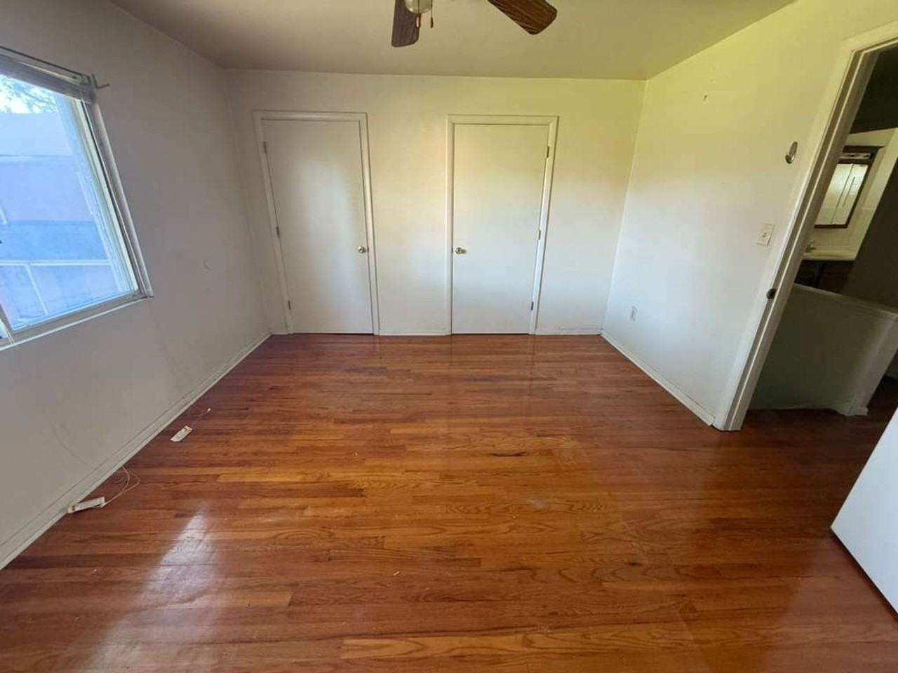 4889 Banbury Ct - Photo 5 of 11