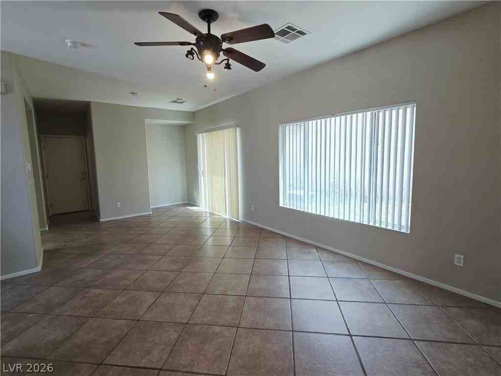 1035 Appaloosa Hills Ave - Photo 4 of 35