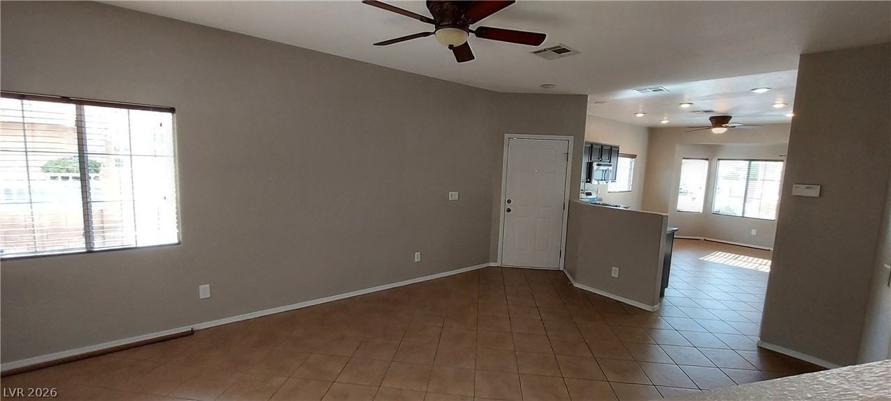 10613 Golden Aspen Ct - Photo 3 of 23