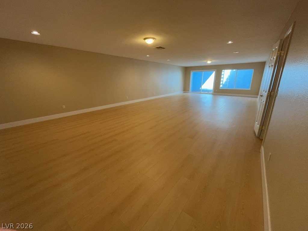 11155 Grants Landing Ct - Photo 3 of 16