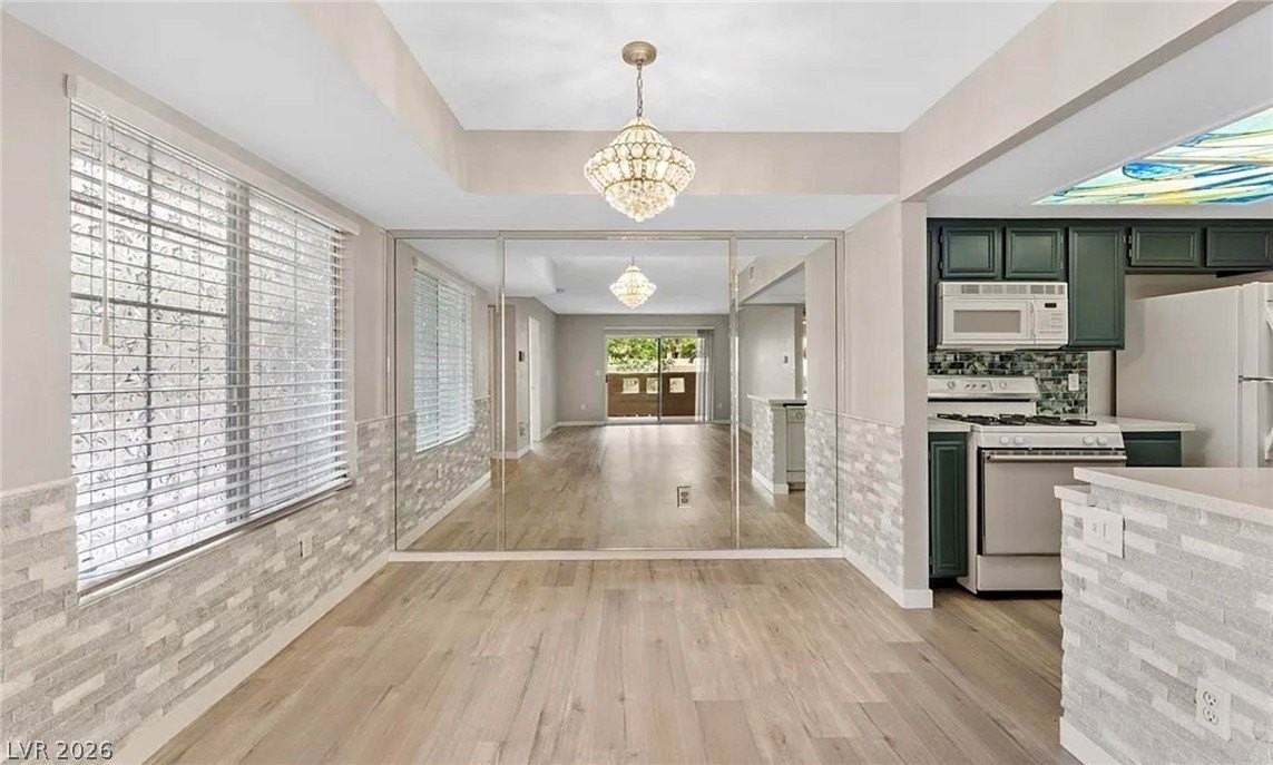 1900 Tierra Vista Dr #104 - Photo 5 of 22