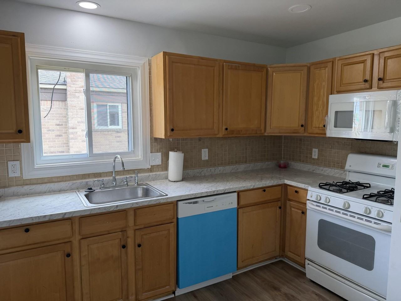 11809 Mckinley Dr - Photo 3 of 13