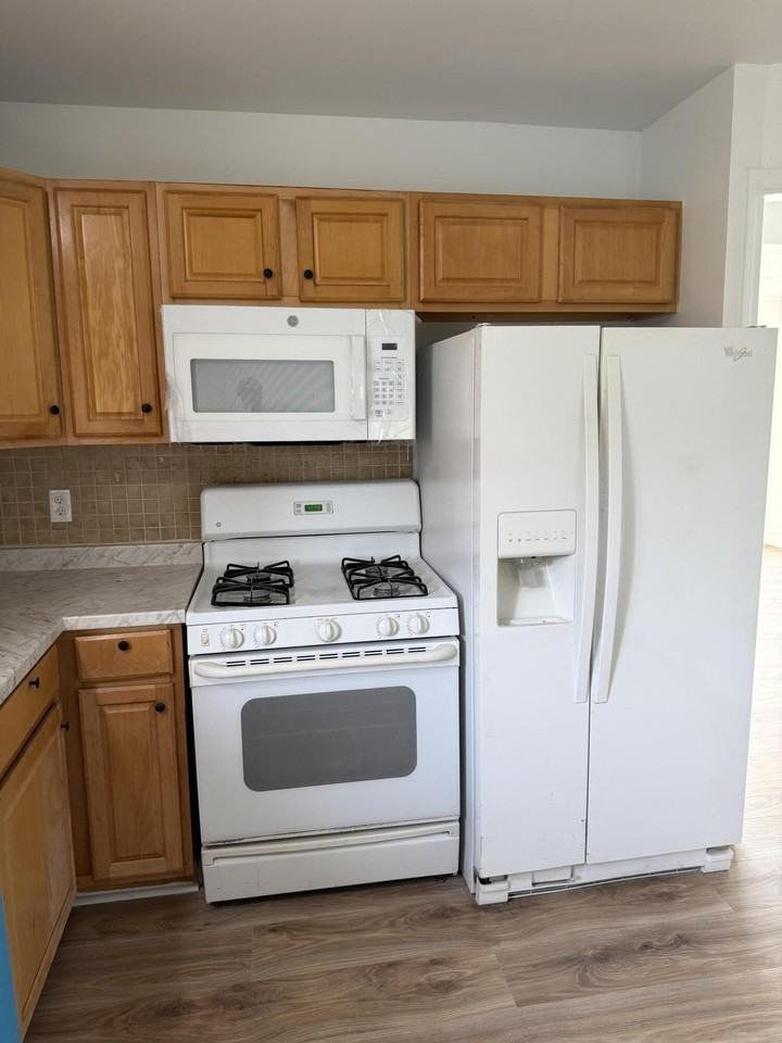 11809 Mckinley Dr - Photo 4 of 13