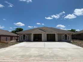 1319 Calle de Bronce duplex - Photo 1 of 1