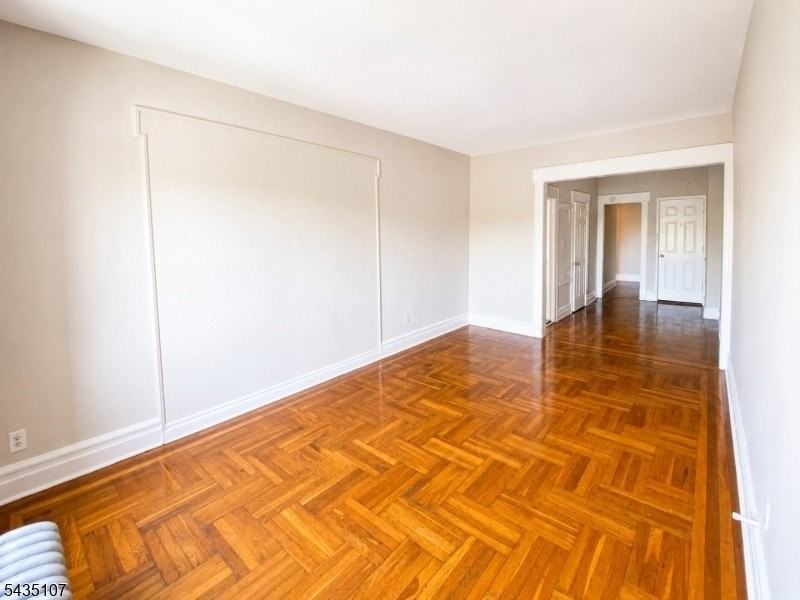 23 Harvard St #12 - Photo 3 of 12