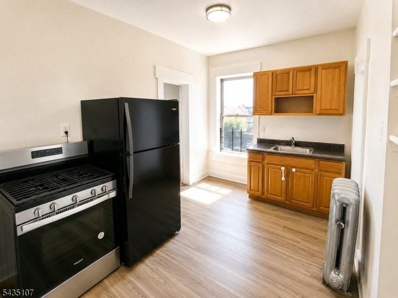 23 Harvard St #12 - Photo 5 of 12