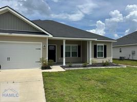 featured image of 381 Mcclelland Loop Ne