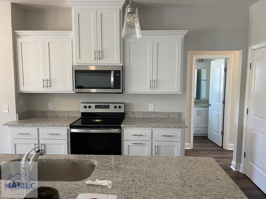 381 Mcclelland Loop Ne - Photo 3 of 18