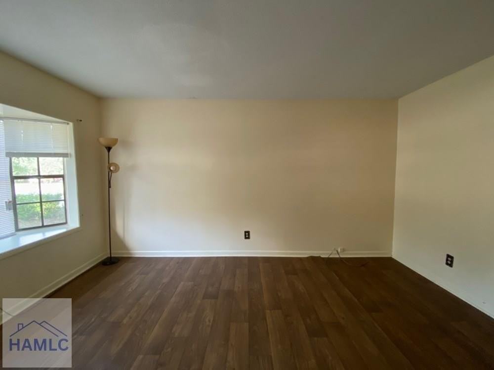 262 Garden Cir - Photo 2 of 8