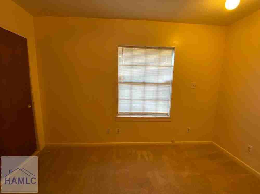 262 Garden Cir - Photo 5 of 8
