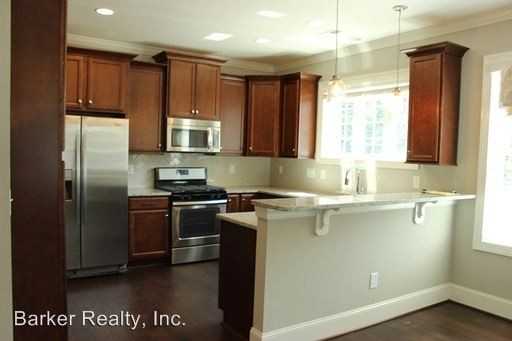 2820 Plumfield Pl - Photo 3 of 12