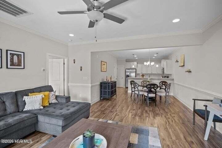 1821 Cambria Dr #B - Photo 5 of 9