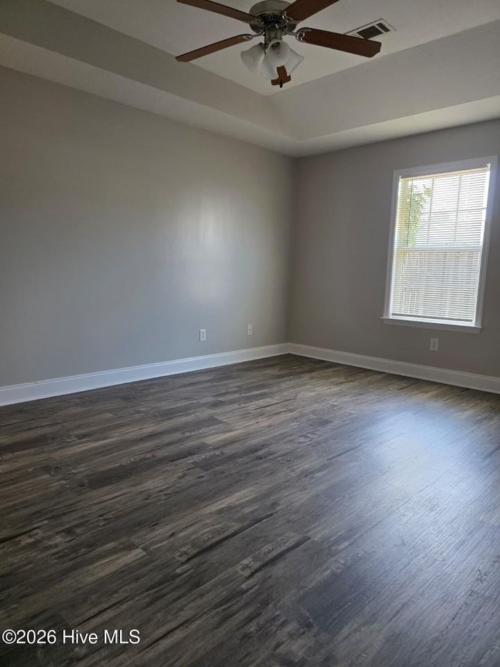 326 Browning Dr - Photo 5 of 8