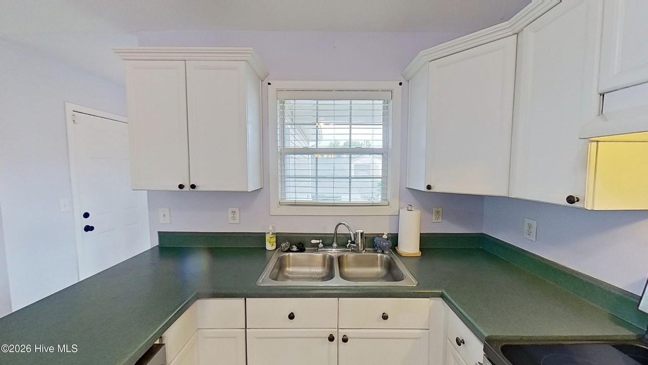 7410 Milan Ct - Photo 6 of 22