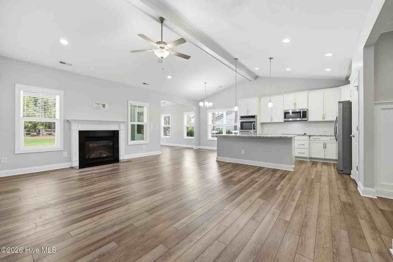 511 Pondpine Ln - Photo 5 of 50