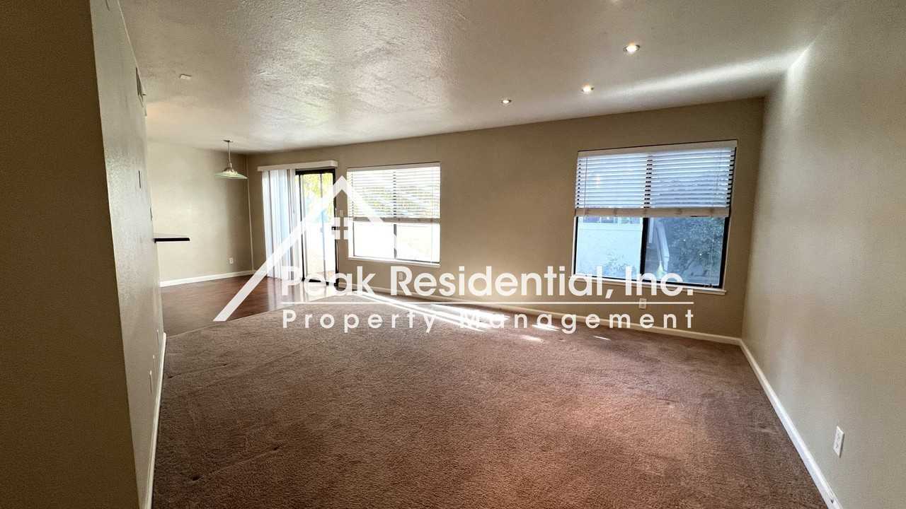 3156 Swallows Nest Dr - Photo 4 of 47