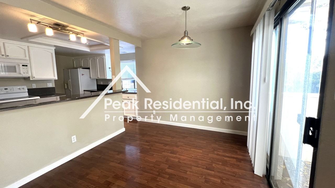 3156 Swallows Nest Dr - Photo 6 of 47