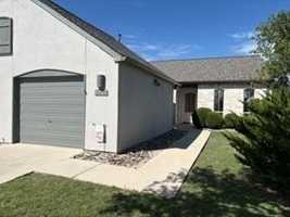 featured image of 2027 Balmoral Dr