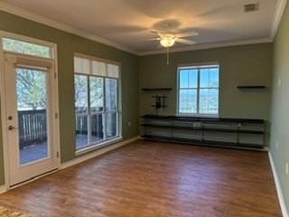 2027 Balmoral Dr - Photo 3 of 19