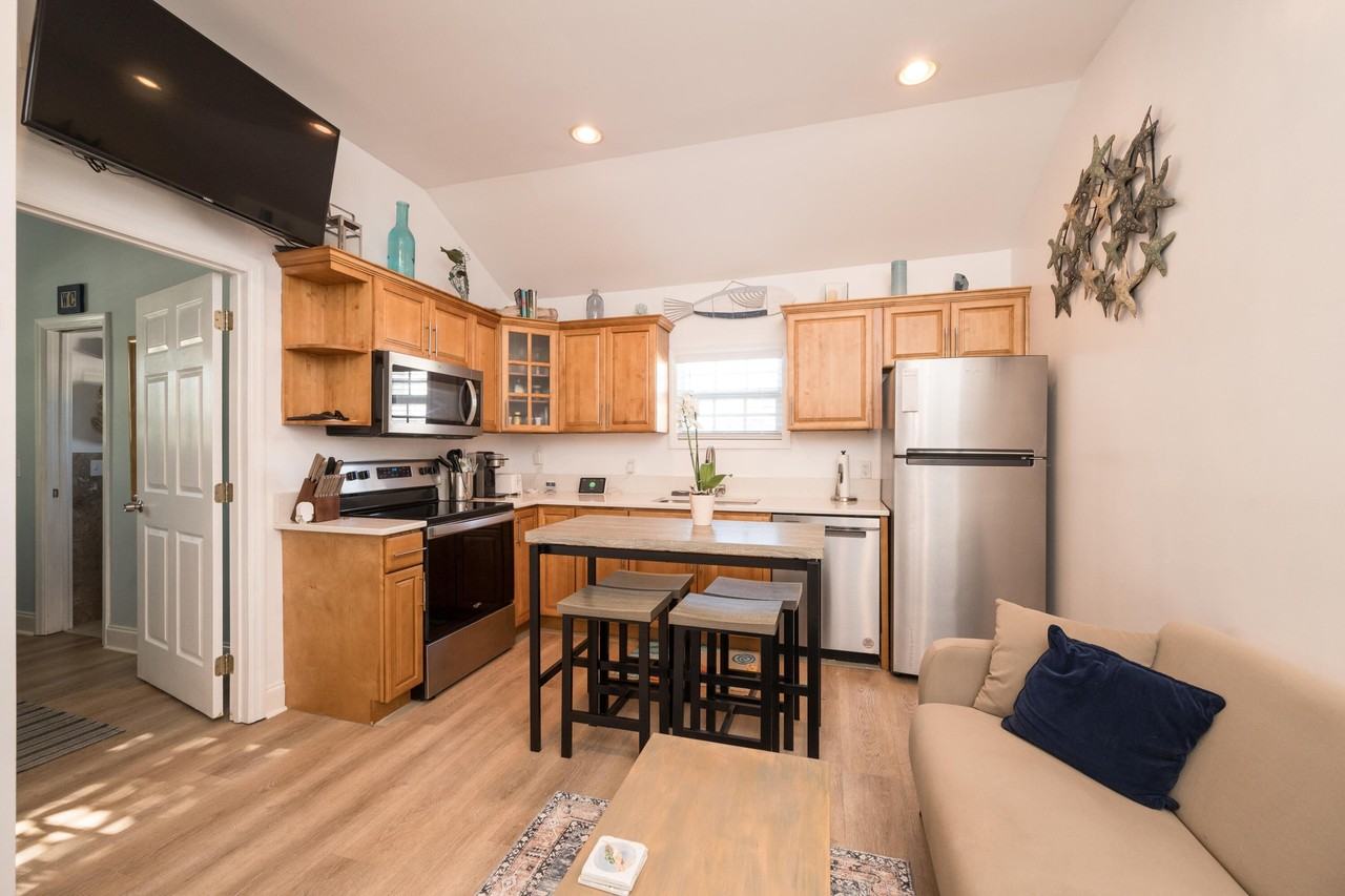 904 Terry Ln #4 - Photo 7 of 21