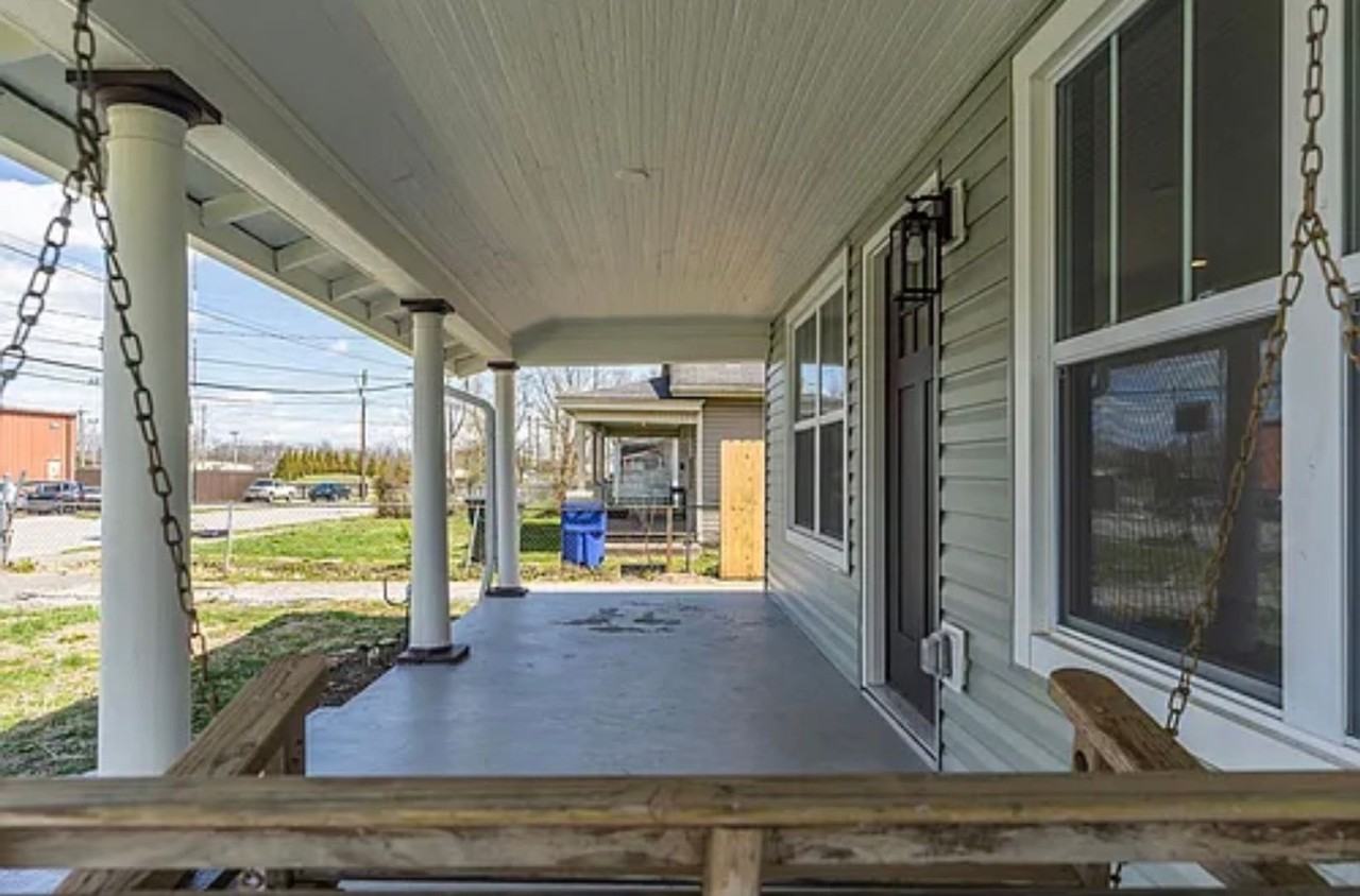 732 Bellaire Ave - Photo 4 of 25