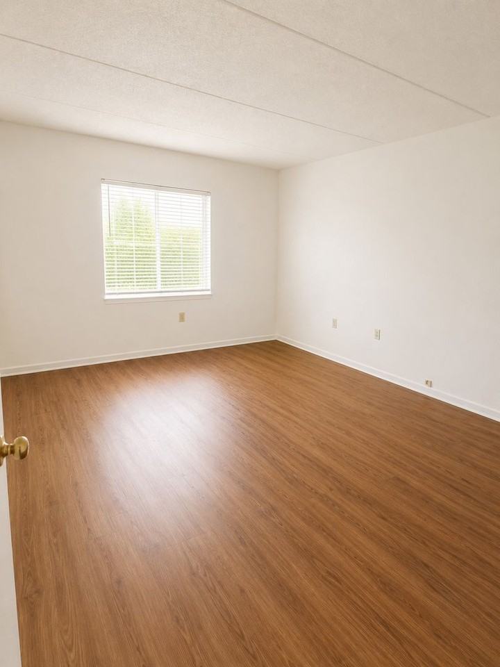 2812 Somerset Park Dr #105 - Photo 7 of 19