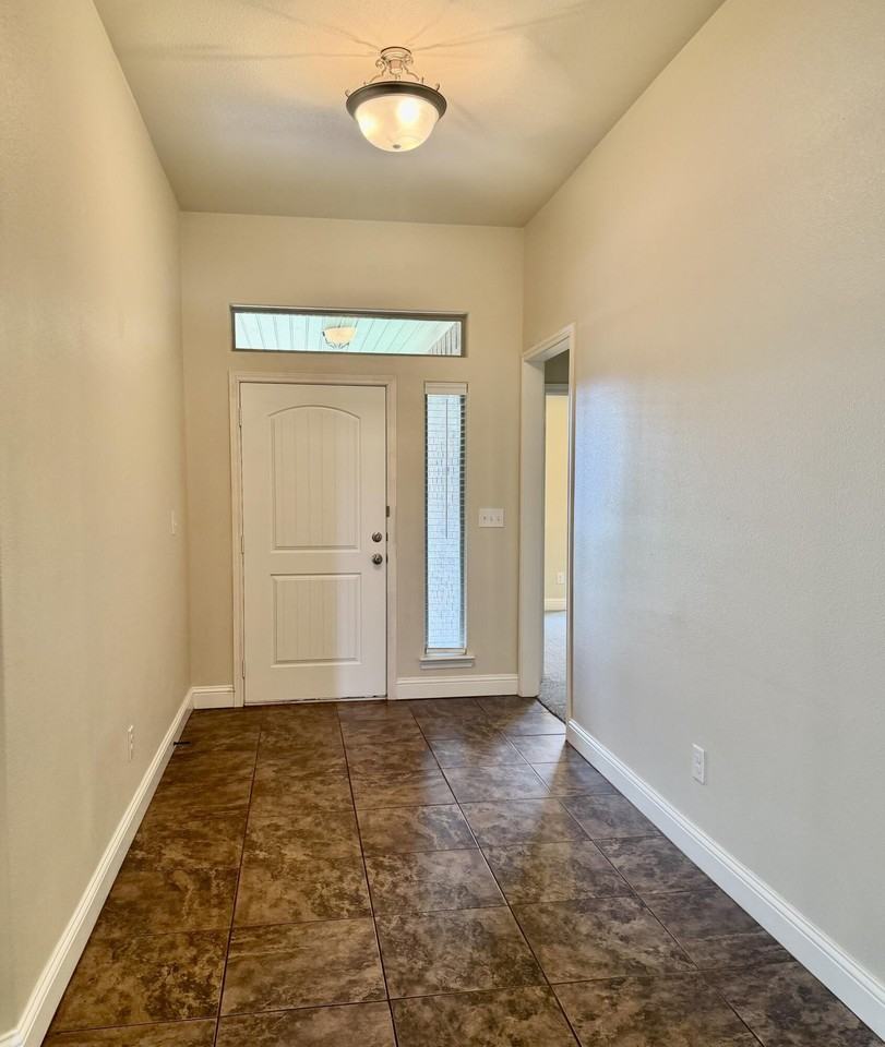 3110 128th St - Photo 5 of 39