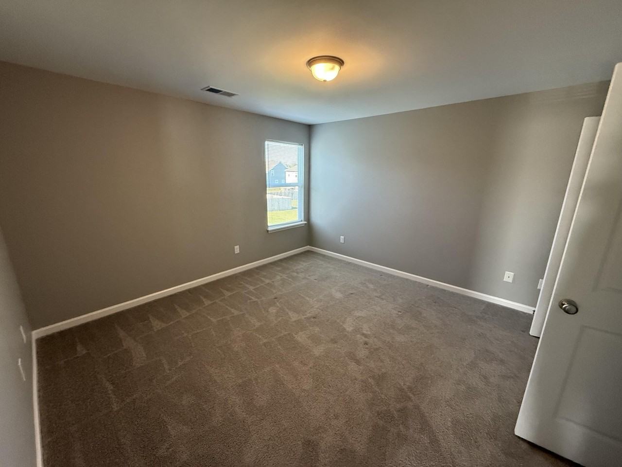 8176 Driftwood Loop - Photo 6 of 20