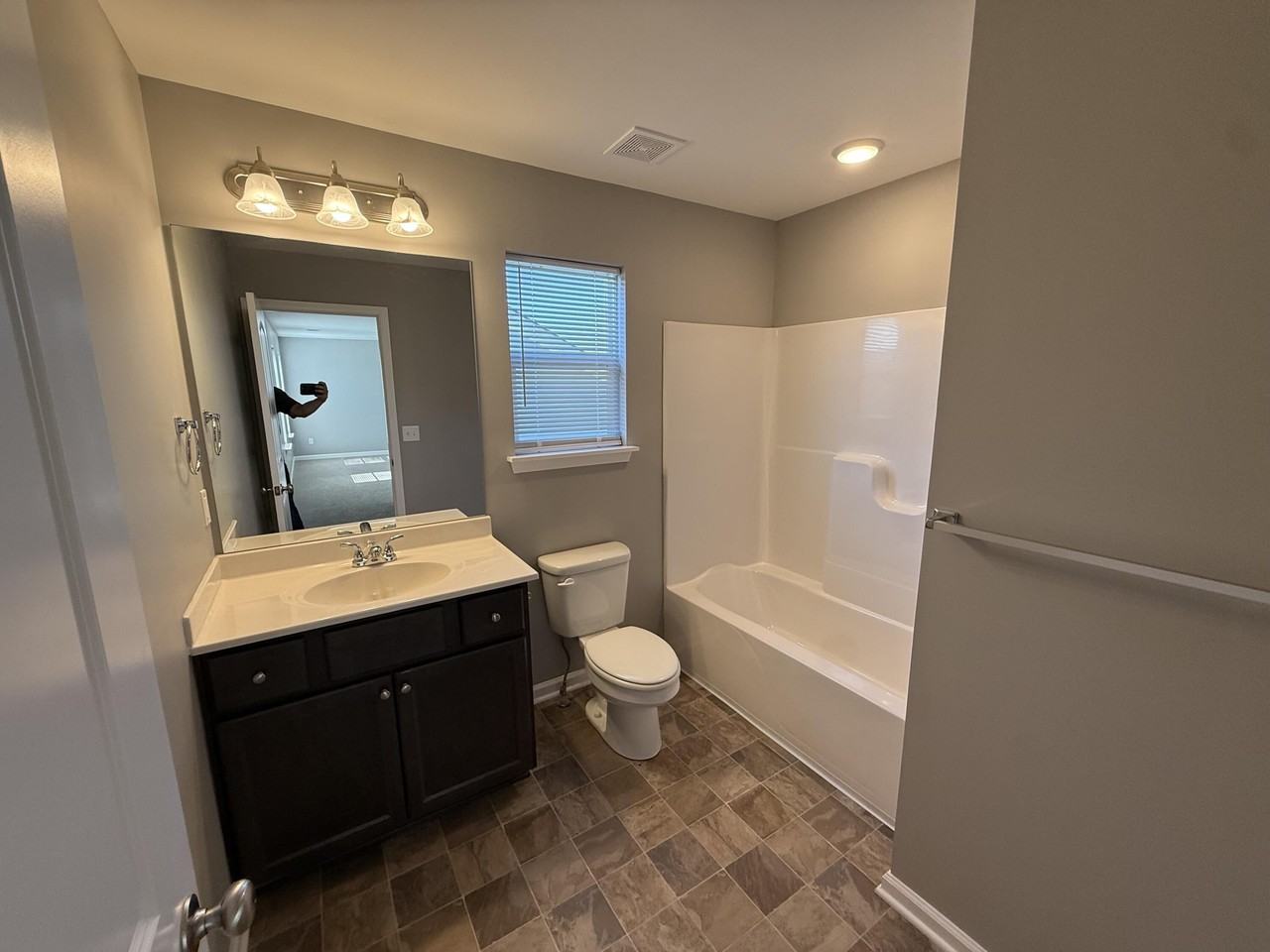 8176 Driftwood Loop - Photo 7 of 20