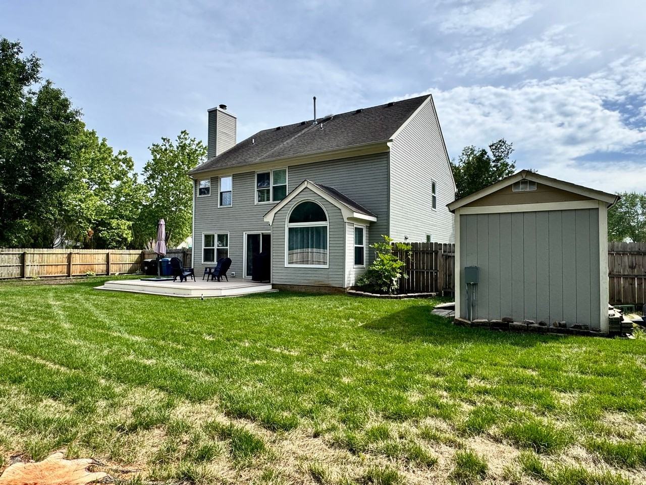 2337 Esplanade Dr - Photo 3 of 49
