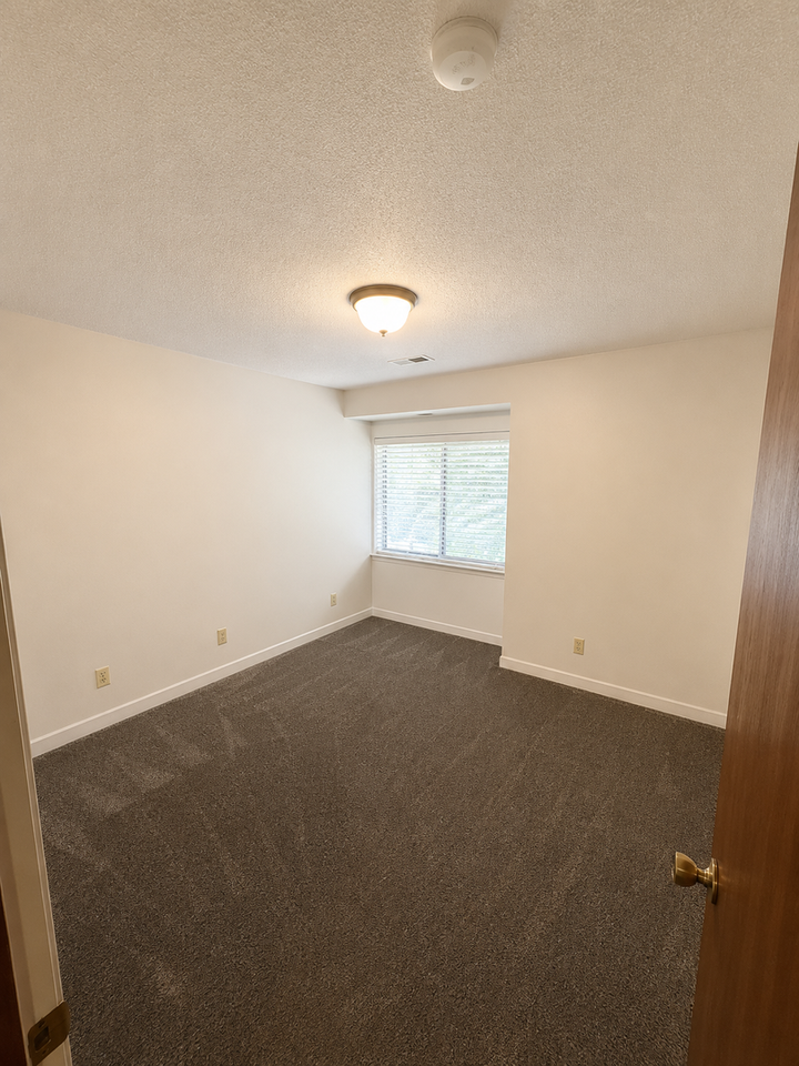2539 Clayton Blvd - Photo 7 of 11