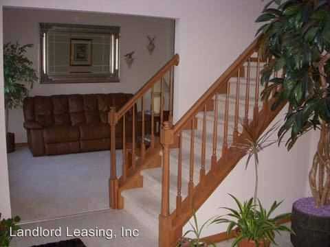 4868 Eagles Nest Dr - Photo 2 of 15