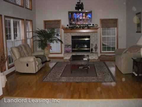 4868 Eagles Nest Dr - Photo 3 of 15
