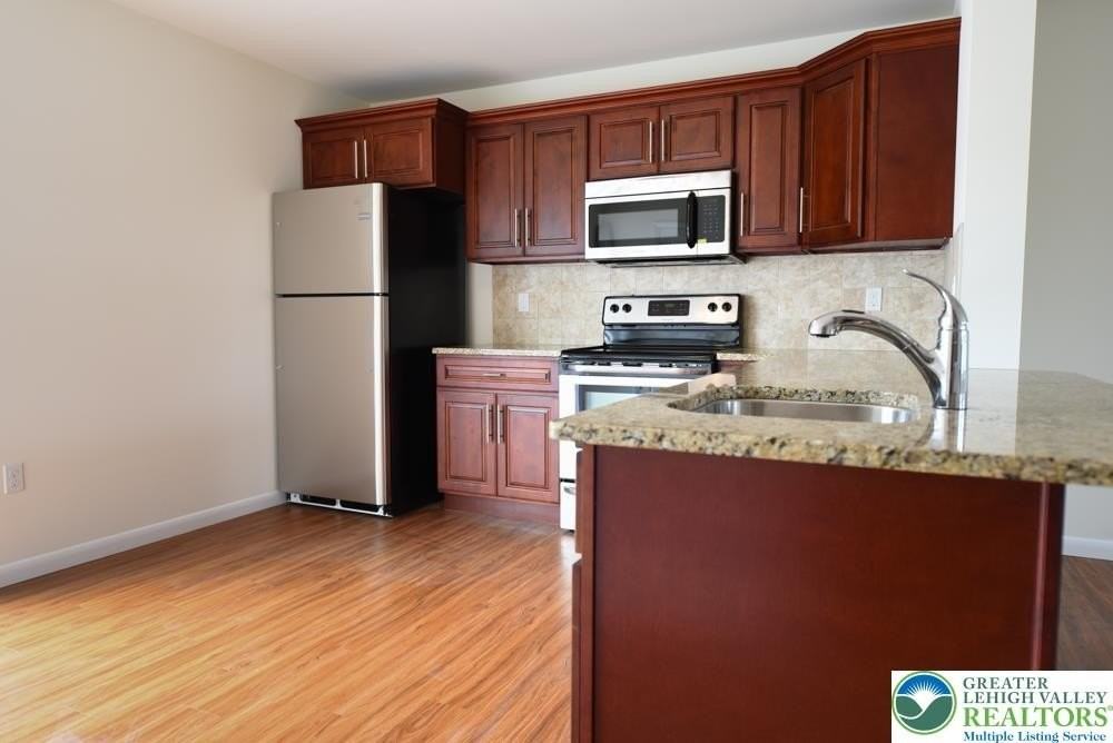 7406 Allemaengel Rd #2 - Photo 5 of 7