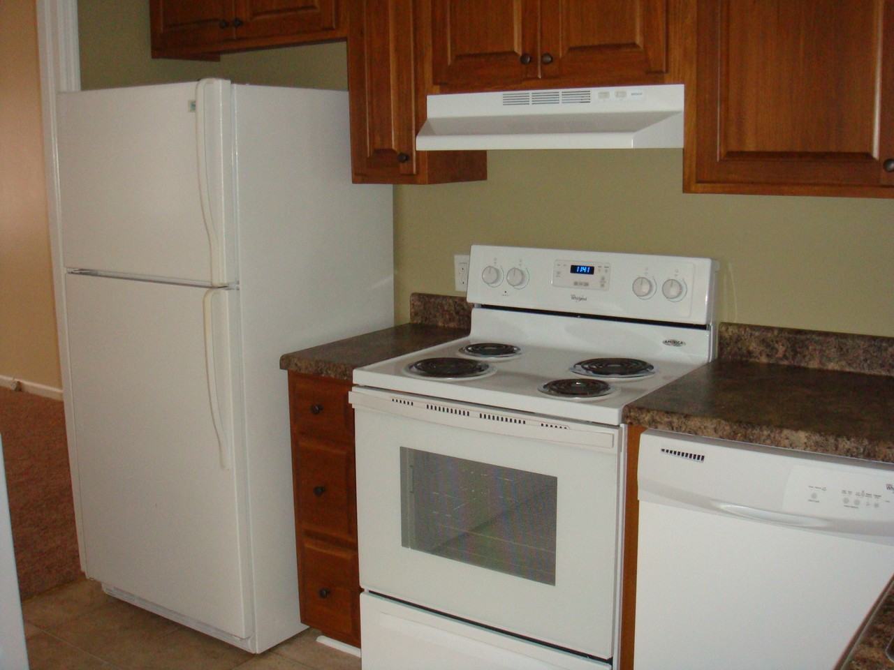 400 W College St - Photo 3 of 15