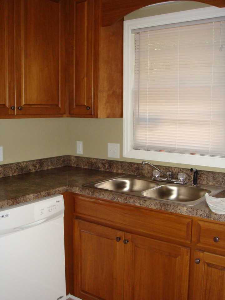400 W College St - Photo 5 of 15