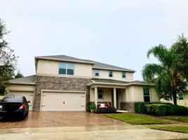 featured image of 11717 Chateaubriand Ave