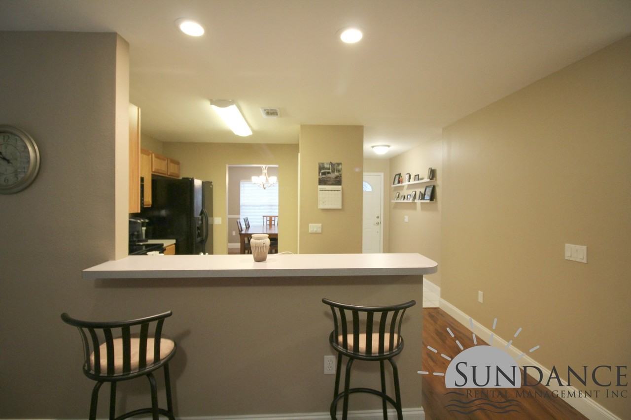 1719 Pine Ave - Photo 4 of 14