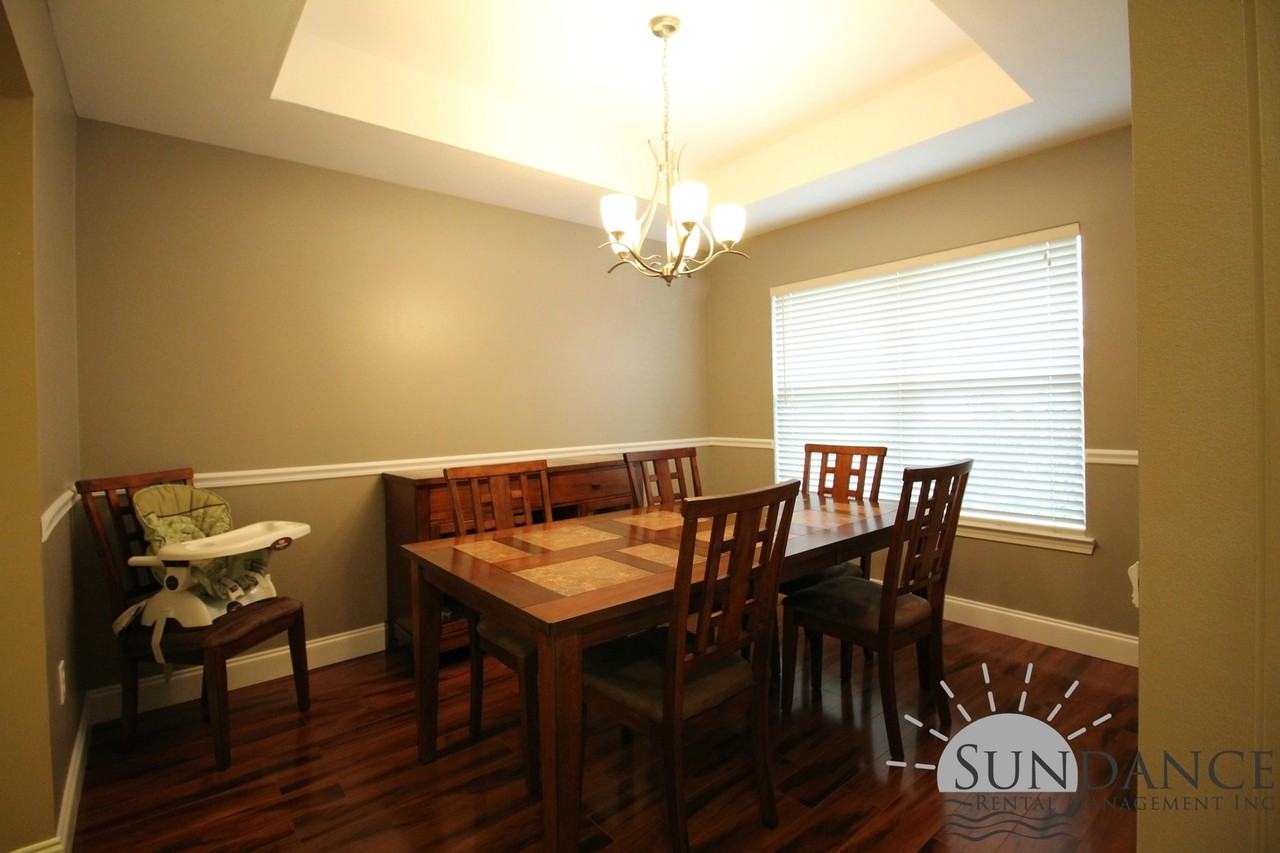 1719 Pine Ave - Photo 5 of 14