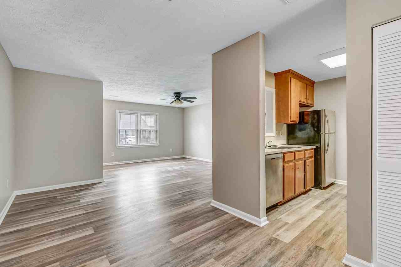 105 Beacon Way - Photo 7 of 14