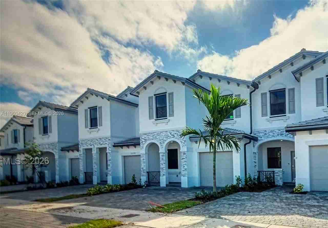28519 Sw 134th Ct #28519 - Photo 3 of 16