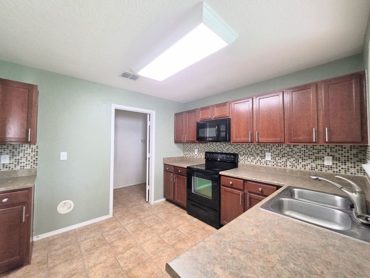 13014 Della Strada - Photo 6 of 26
